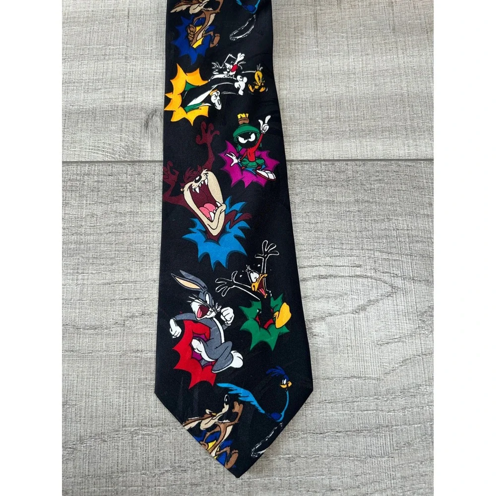 Vintage 90s Looney Tunes Character Print Novelty Tie Bugs Bunny Taz‎